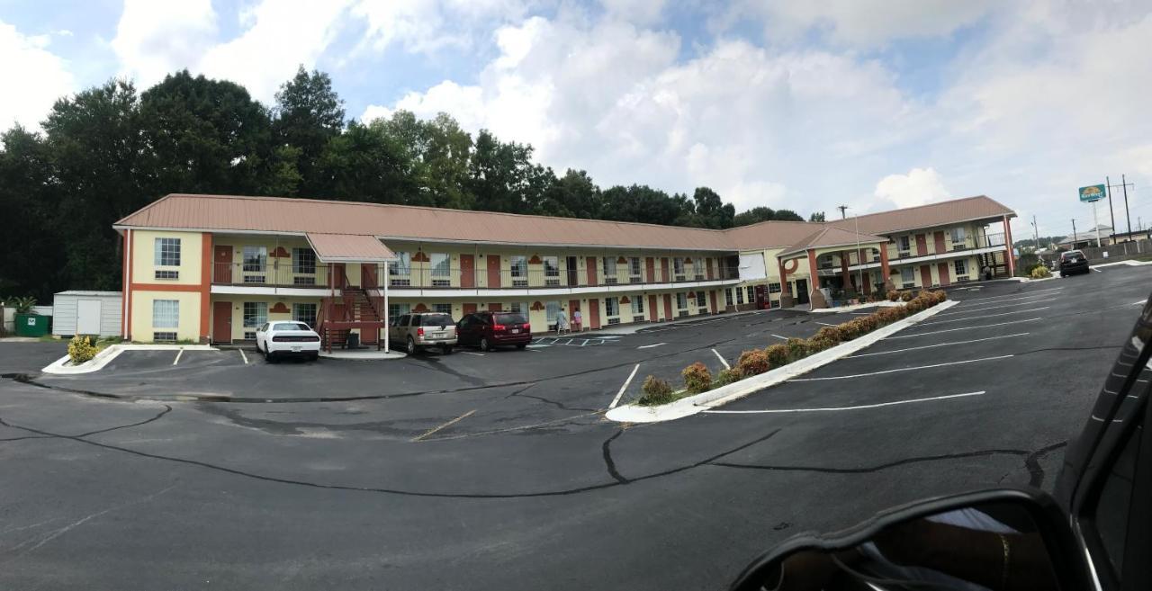 Carry On Inn & Suites LaFayette Exterior foto